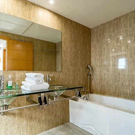 Gorgeous 3 Bedroom Town House In El Paraiso Overlooking La Concha Mountain * Estepona